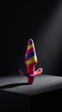Blush Avant Free Spirit Vibrating Silicone Anal Plug Scarlet